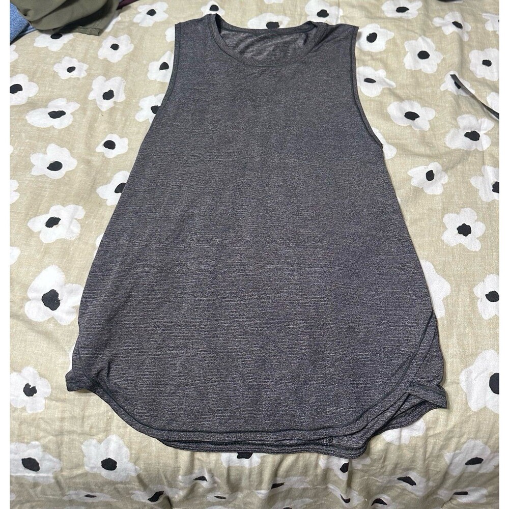 Lululemon grey tank top